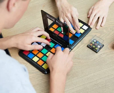 Rubik's Race